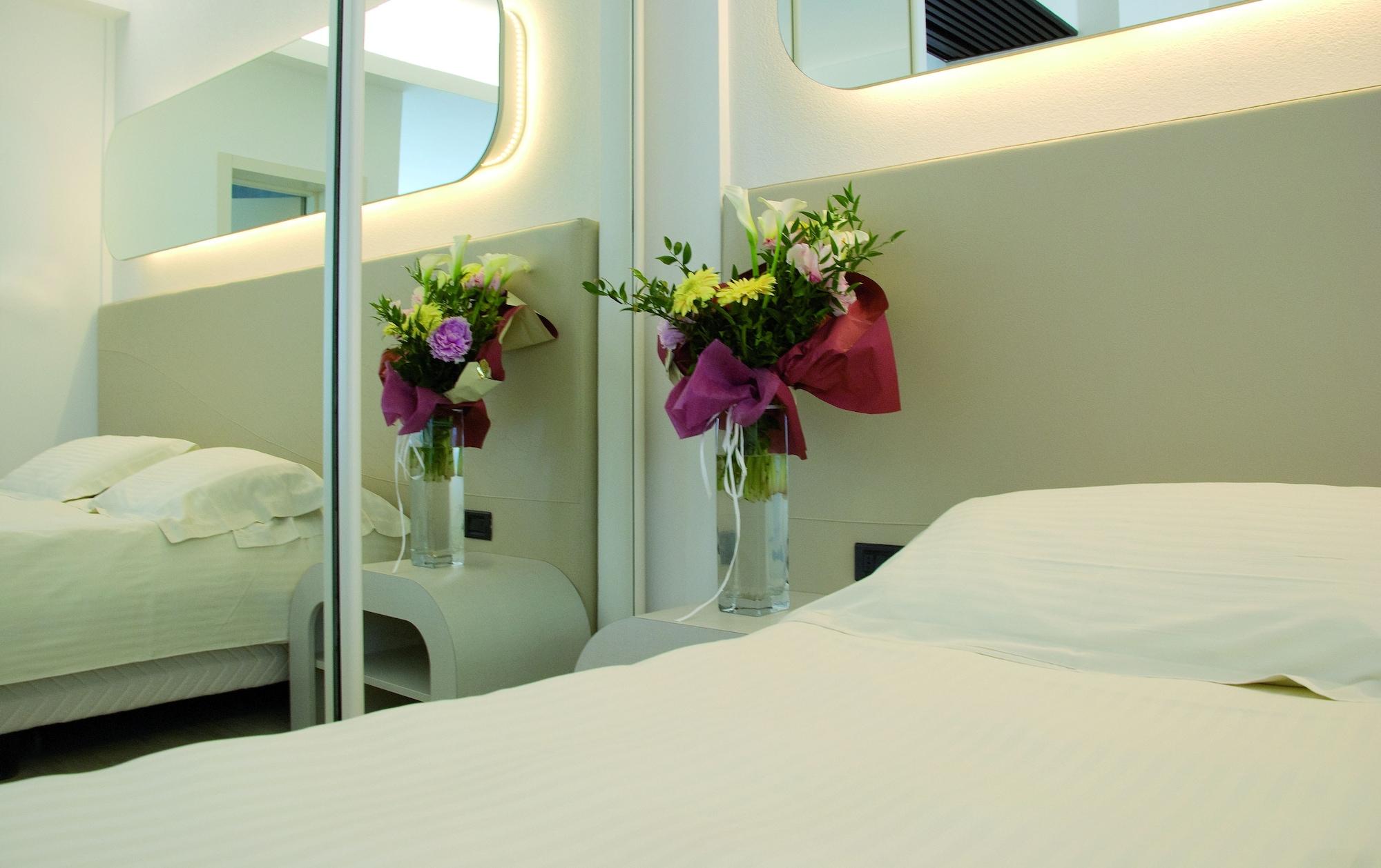 Hotel Le Palme - Premier Resort Milano Marittima Exteriör bild